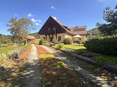 Prodej  rodinného domu 160 m², pozemek 1 681 m²