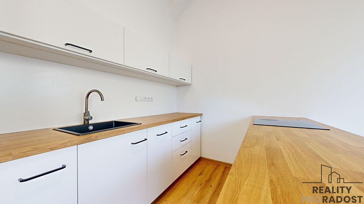Prodej bytu 2+kk 112 m² – fotografie 2