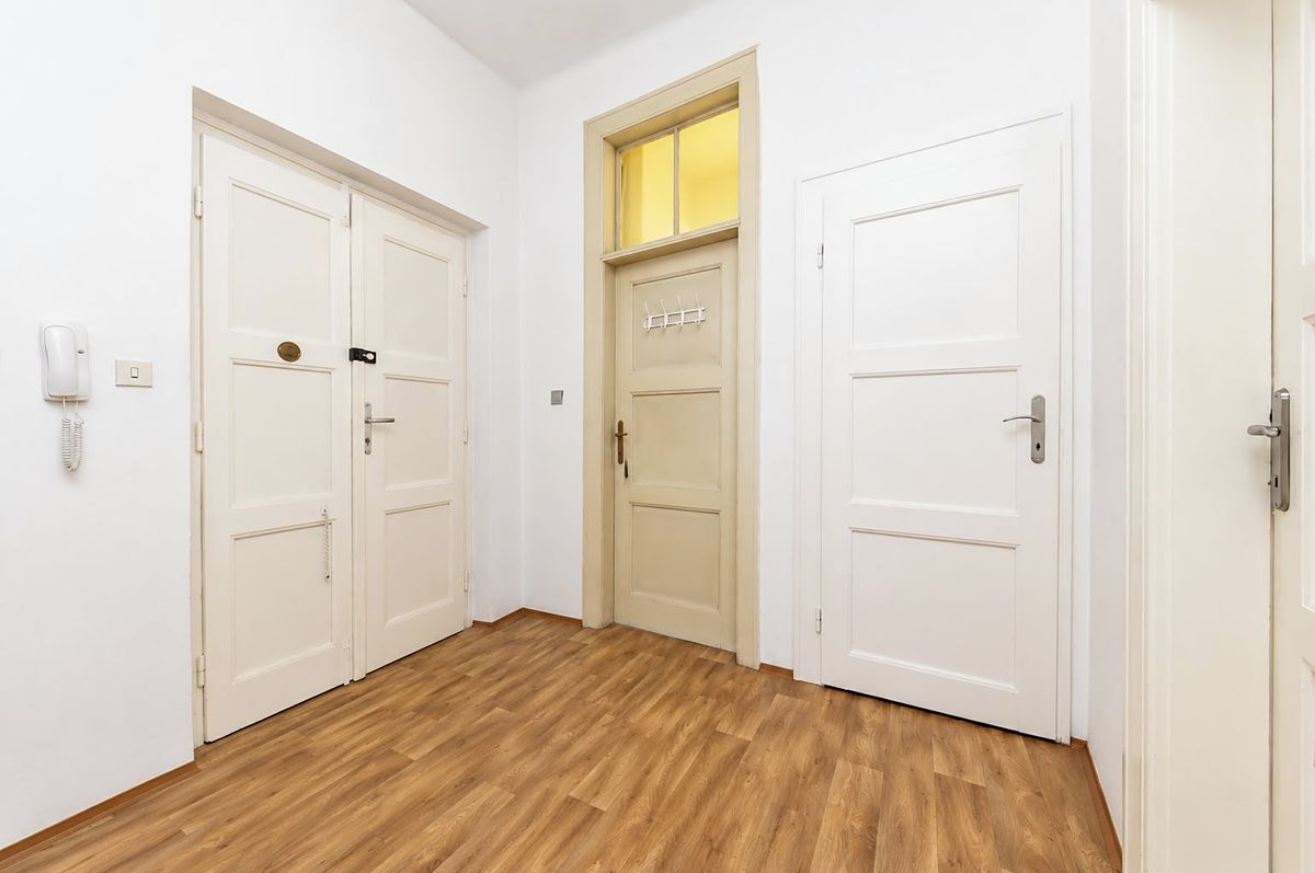 Pronájem bytu 2+1 81 m² – fotografie 4