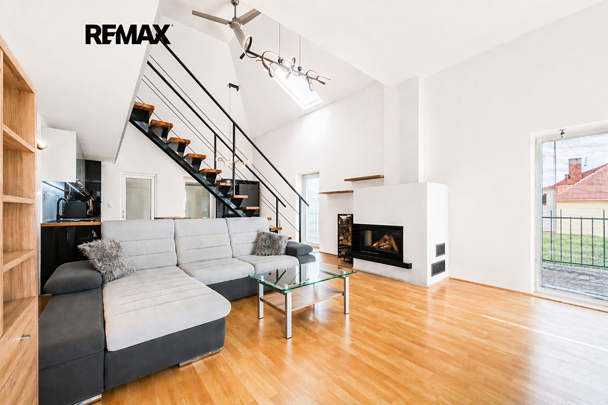 Prodej rodinného domu 154 m², pozemek 550 m² – fotografie 3