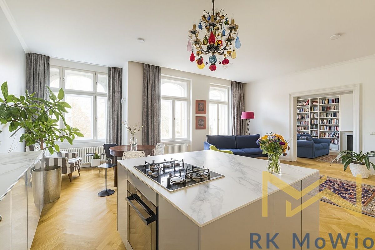 Pronájem bytu 3+kk 138 m²