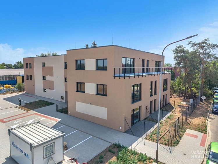 Pronájem bytu 3+1, 188 m² (22 z 32)