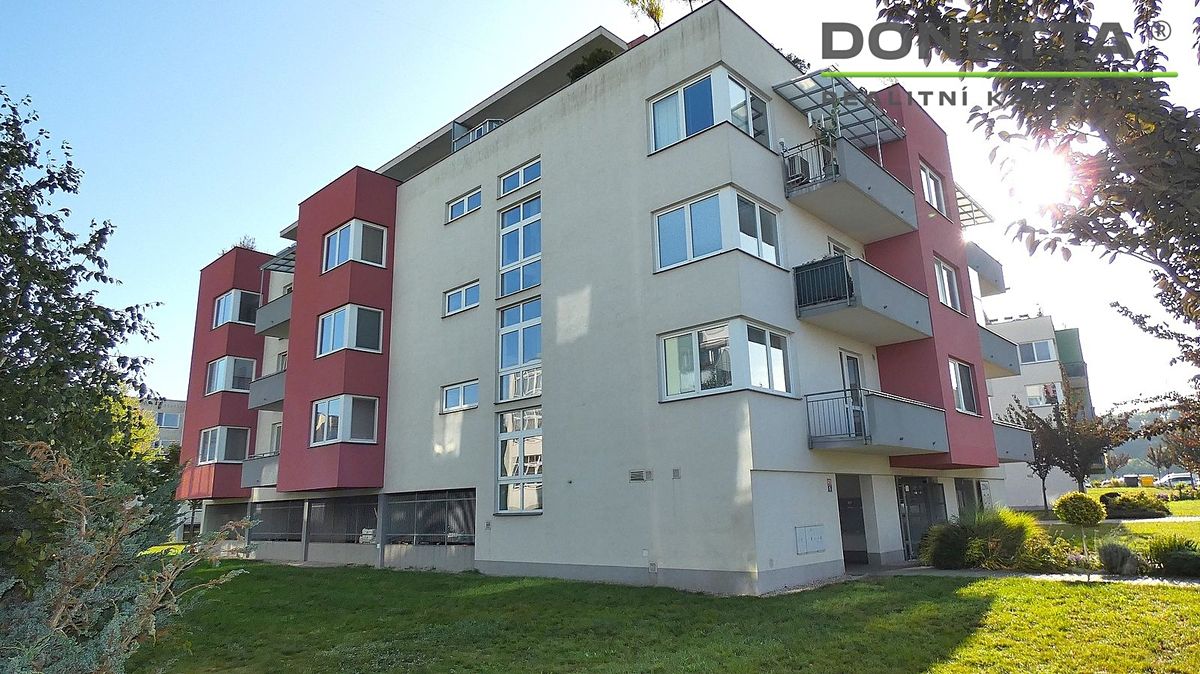 Pronájem bytu 2+kk 66 m²