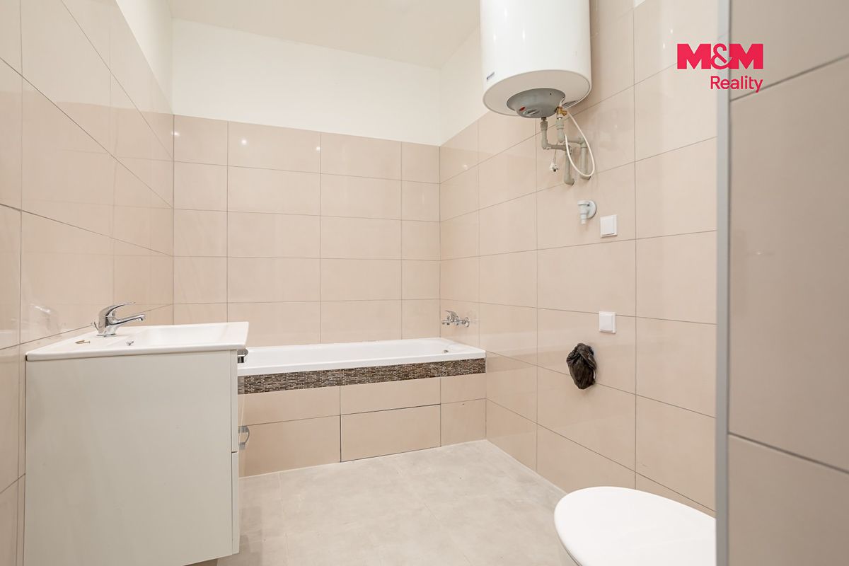 Pronájem bytu 2+kk 57 m² – fotografie 4
