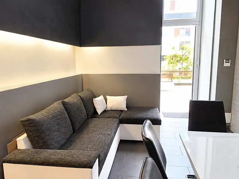 Prodej kanceláře 29 m², Praha – náhled fotky 2