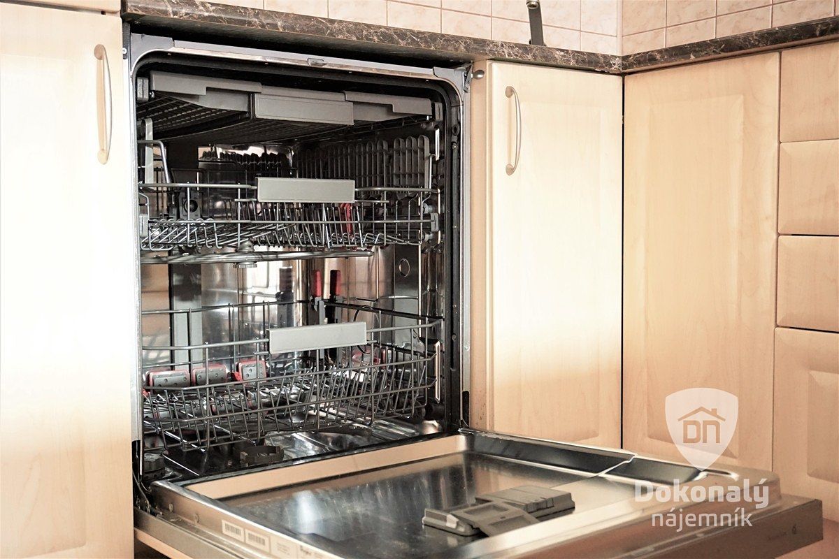 Pronájem bytu 3+kk 70 m² – fotografie 5