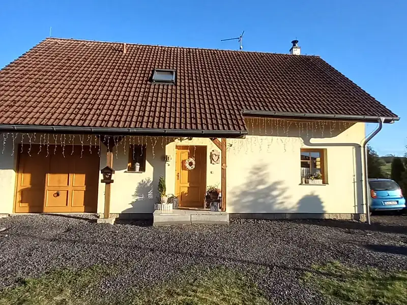 Prodej rodinného domu 110 m², pozemek 1978 m², Holany – náhled fotky 1