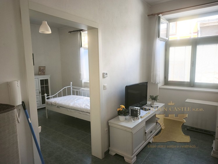 Квартира 2+kk в оренду, 36 м² (12 з 16)