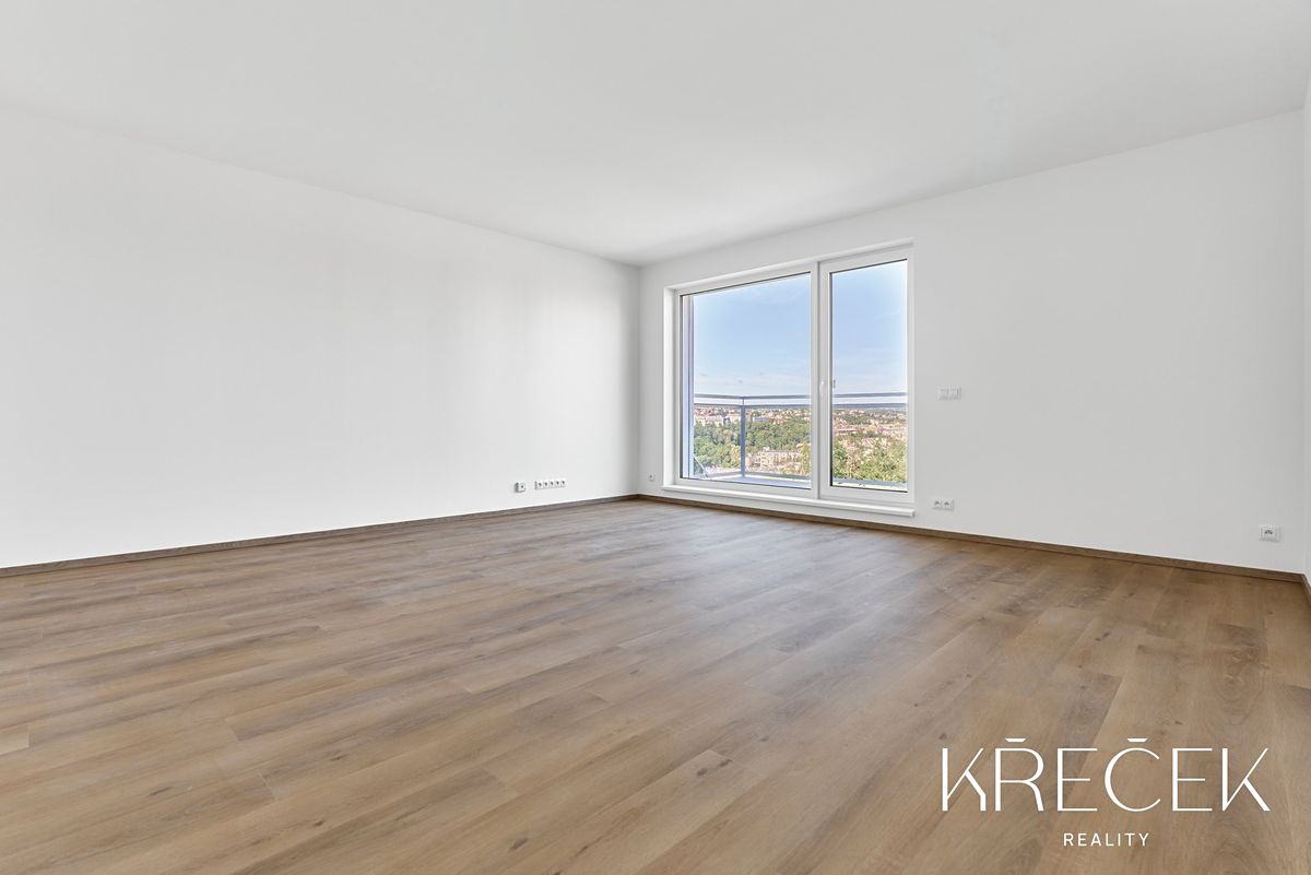 Pronájem bytu 1+kk 39 m²