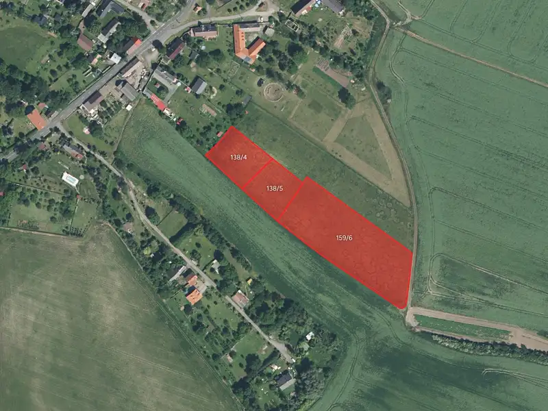 Prodej pole 104397 m², Chotiněves – náhled fotky 2