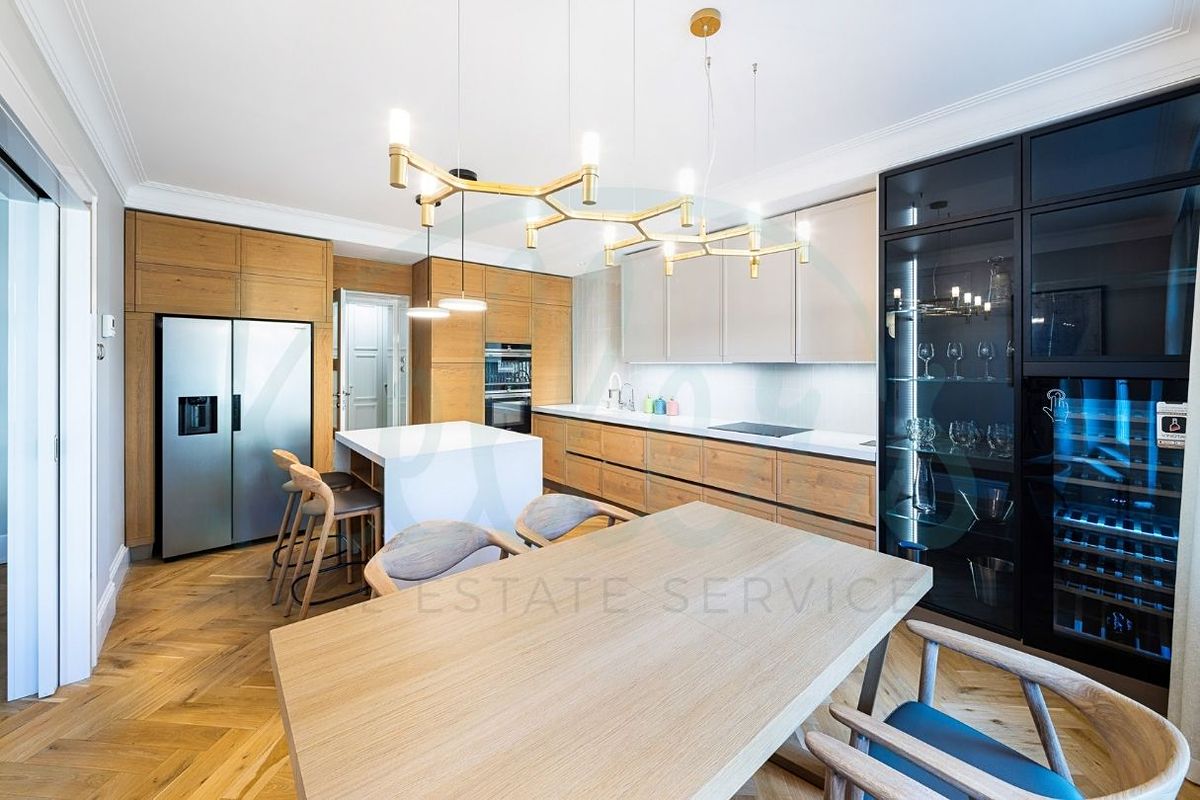 Pronájem bytu 3+1 120 m² – fotografie 2