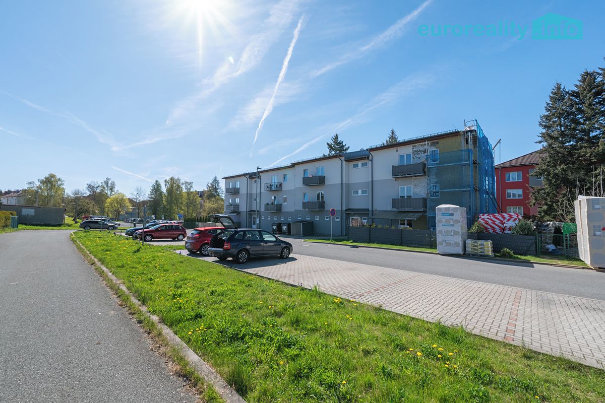 Pronájem bytu 2+kk 37 m²
