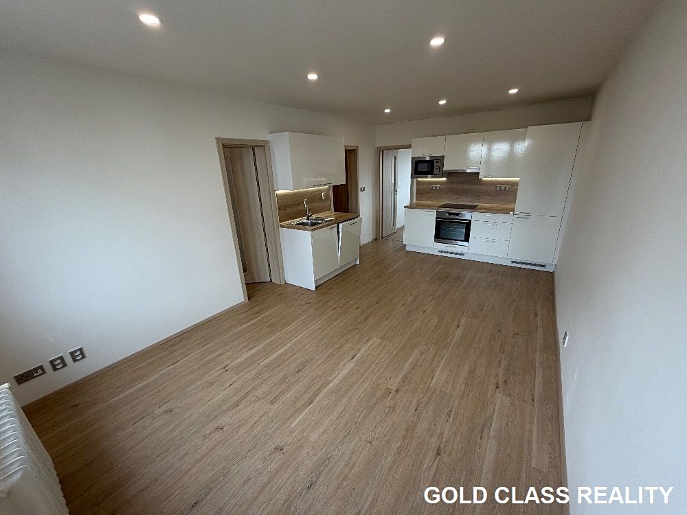 Pronájem bytu 3+kk 60 m²