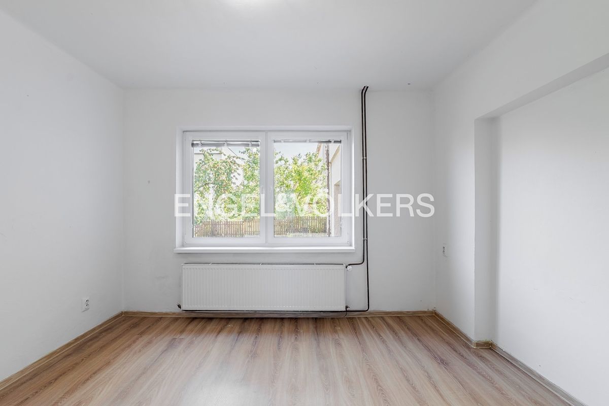 Pronájem kanceláře 60 m² – fotografie 3