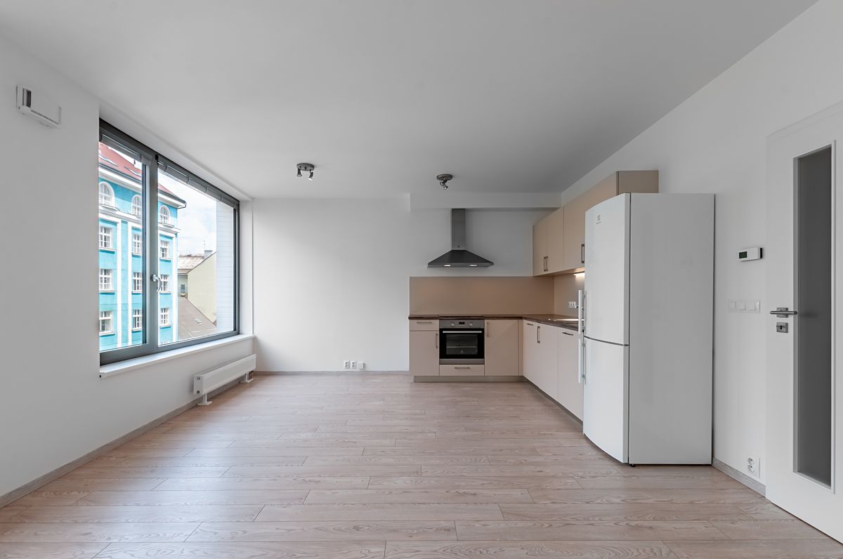Pronájem bytu 1+kk 38 m²