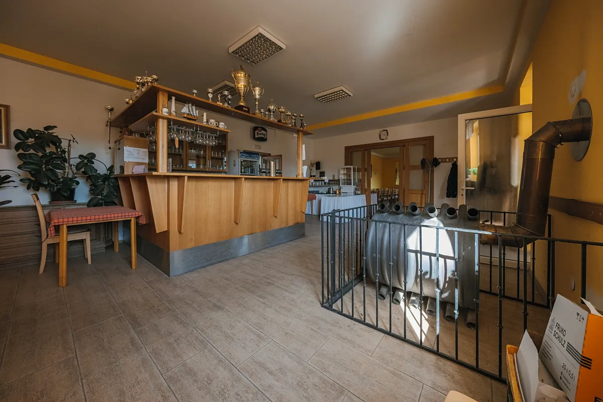Prodej rodinného domu 280 m², pozemek 8138 m² — fotografie 10