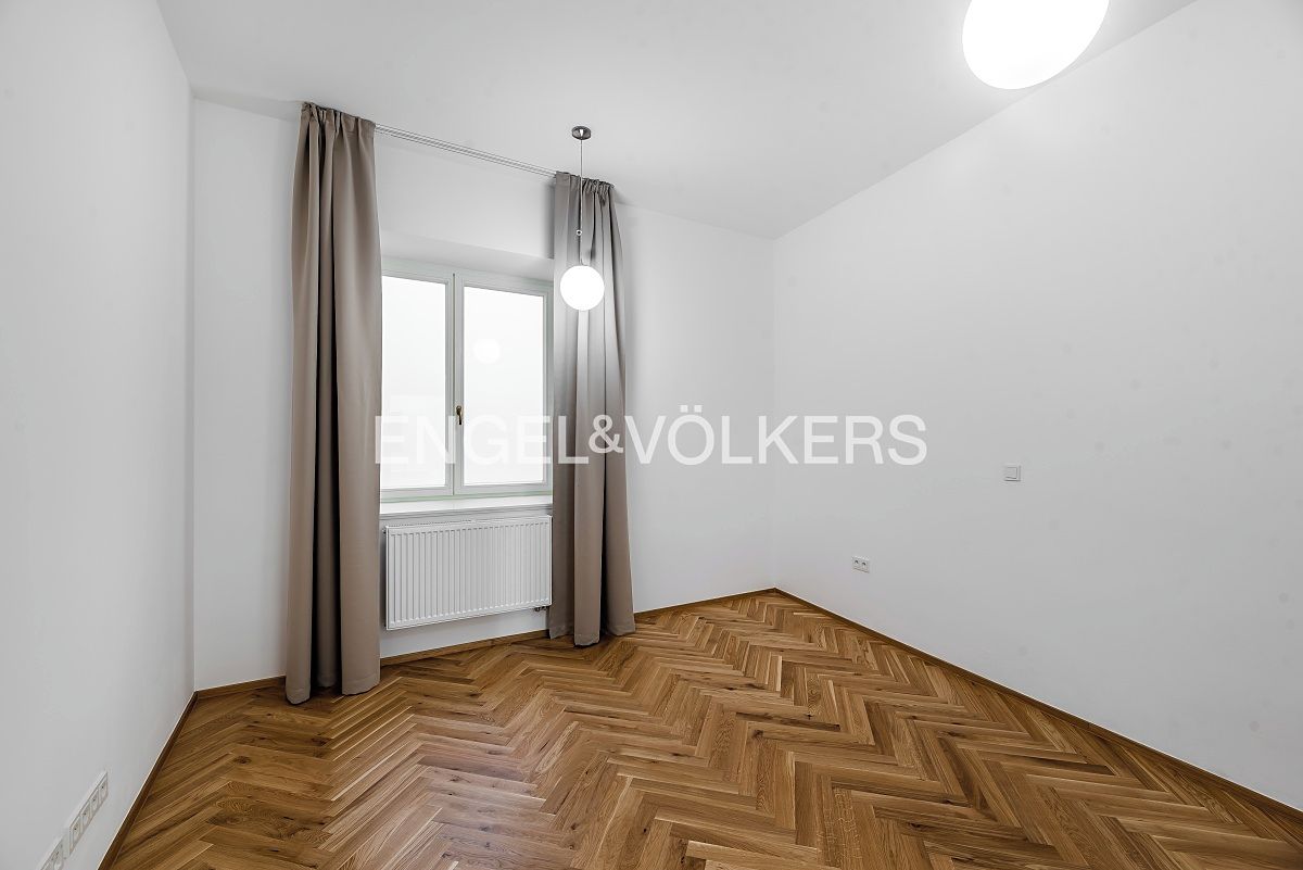 Pronájem bytu 3+kk 91 m² – fotografie 4