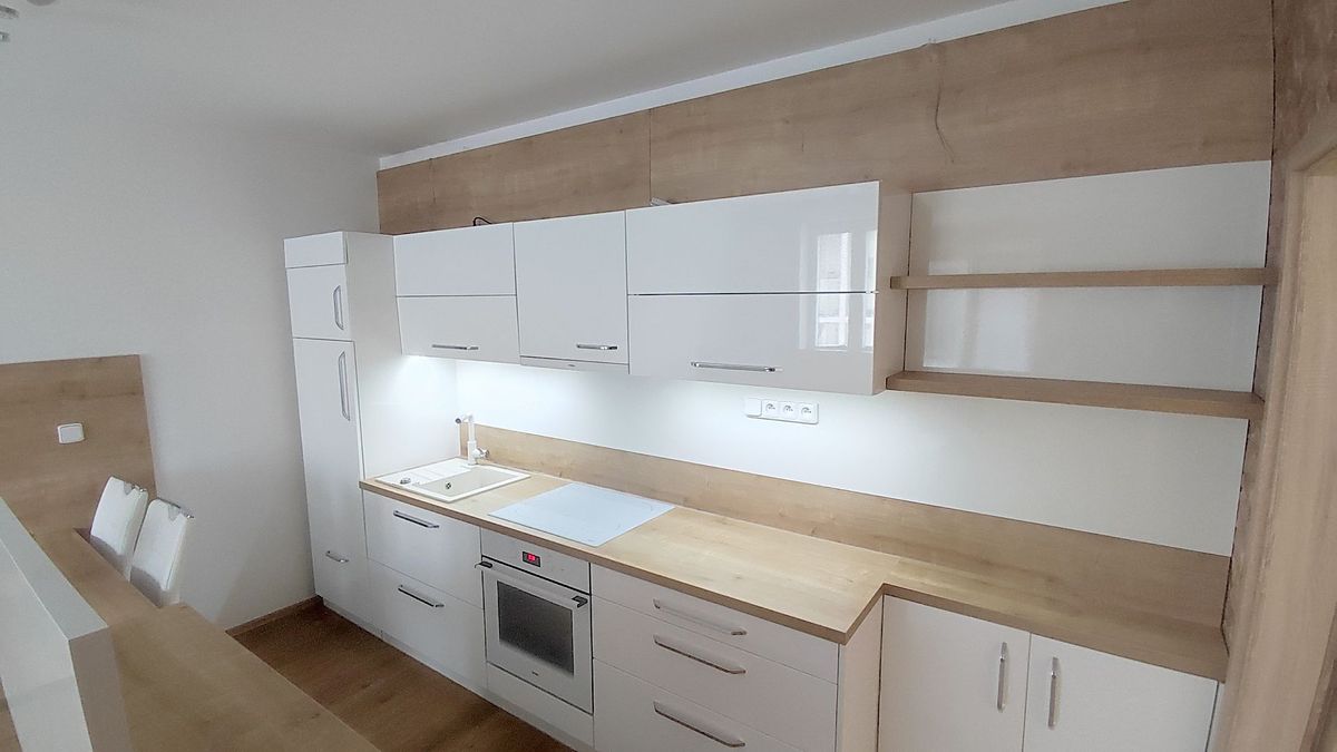 Pronájem bytu 3+kk 63 m²