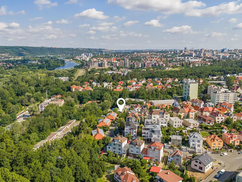 Prodej bytu 1+kk 42 m², Praha – náhled fotky 3