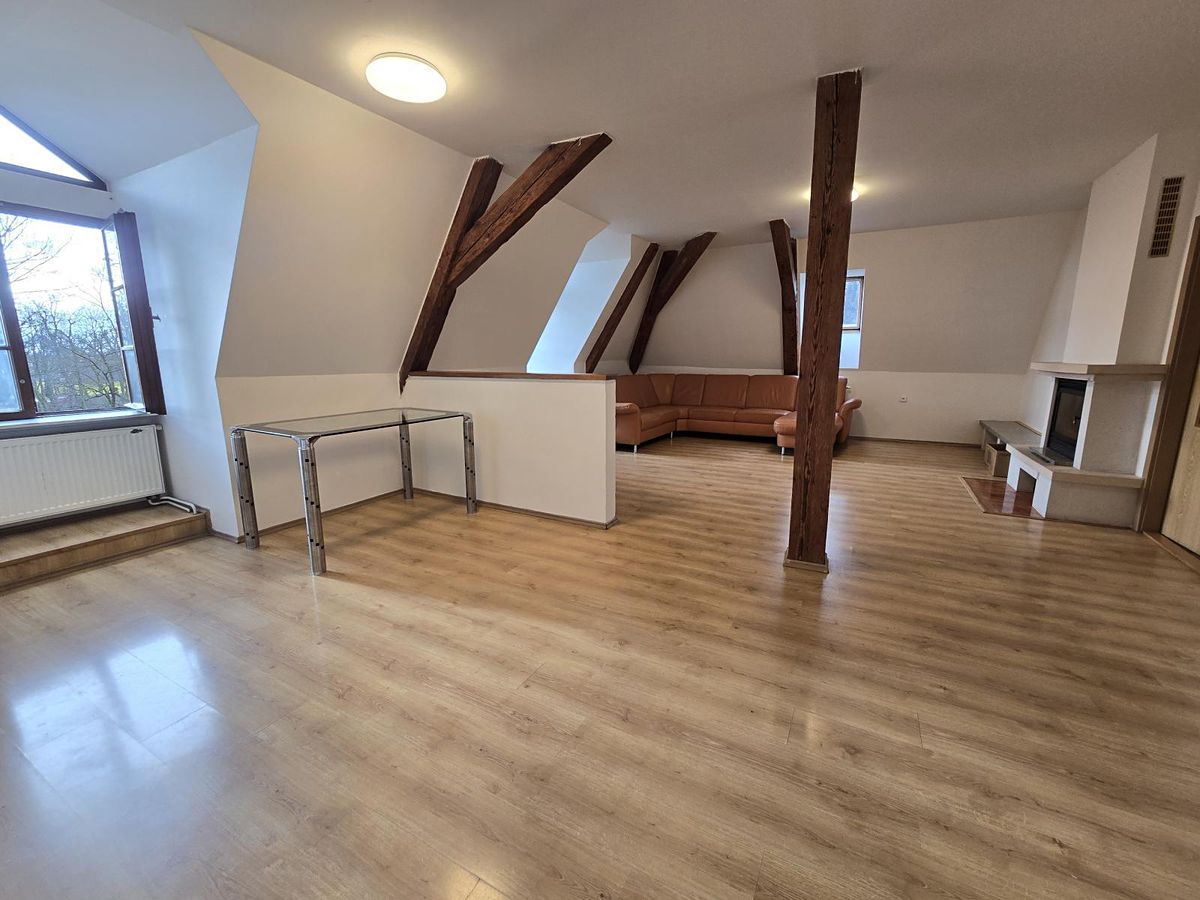 Prodej bytu 3+kk 109 m² – fotografie 3