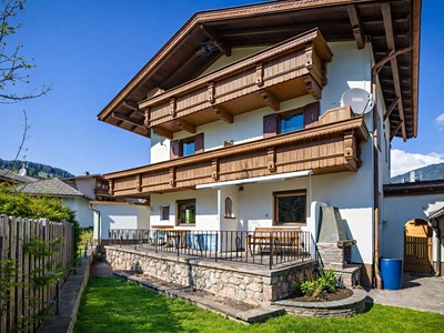 Prodej  vícegeneračního domu 160 m², pozemek 500 m²
