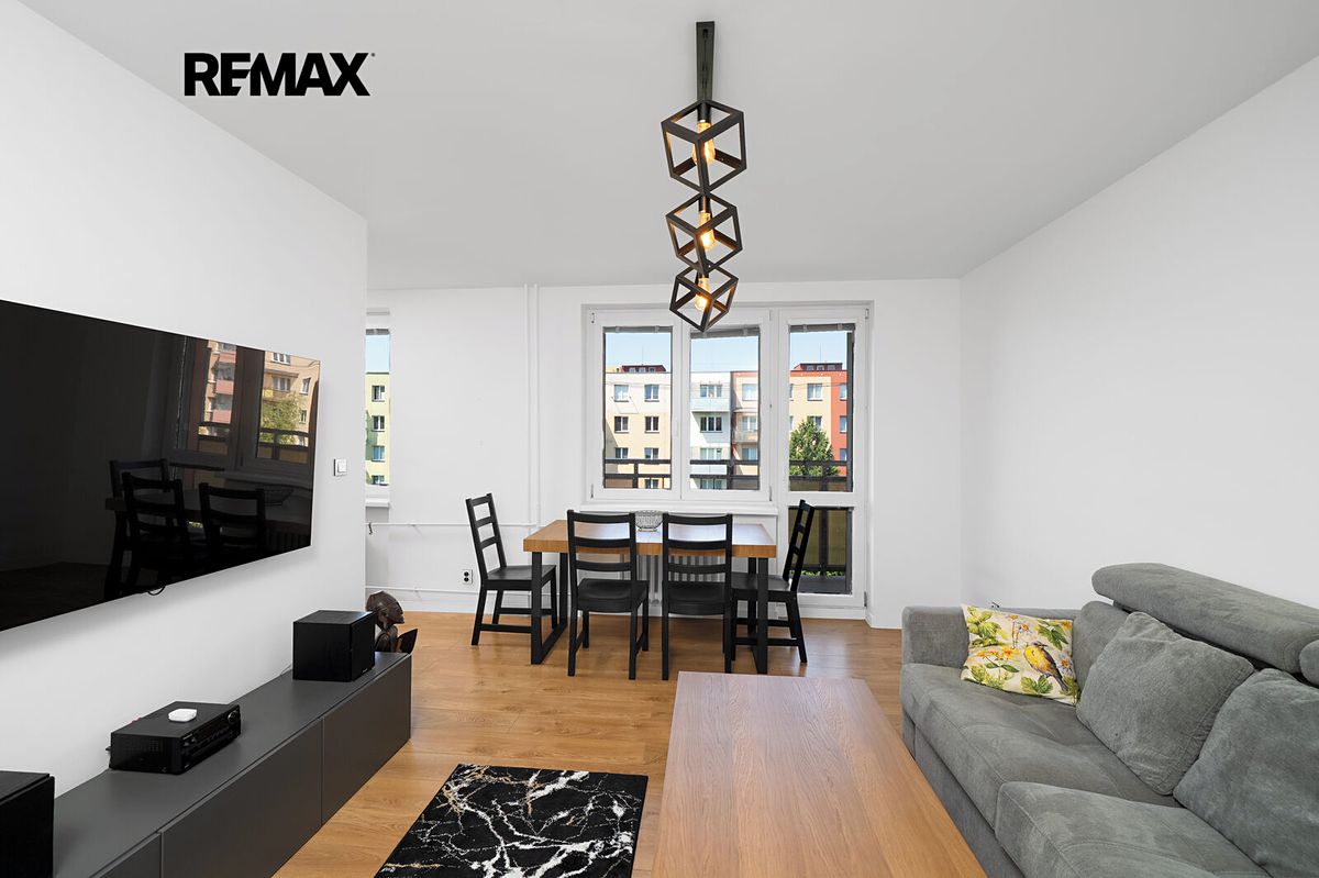 Pronájem bytu 3+kk 62 m²