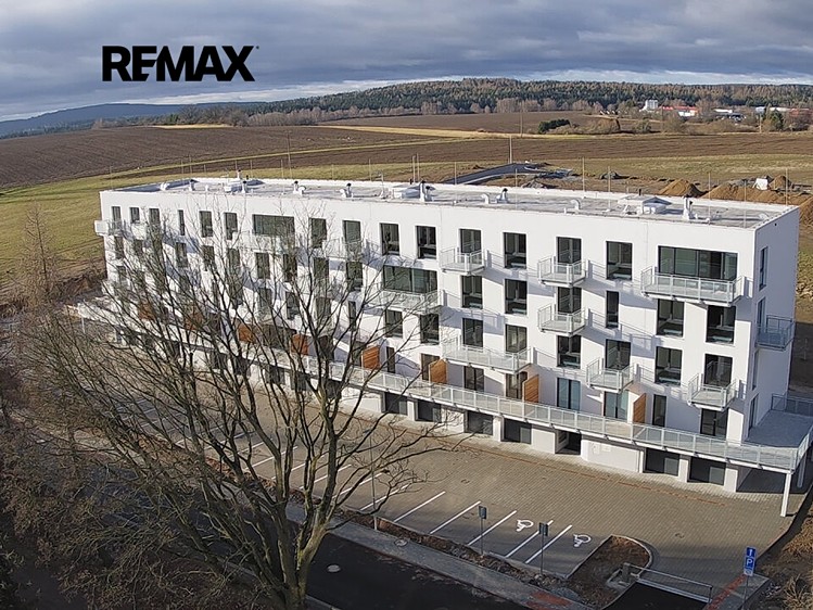 Prodej bytu 3+kk, 82 m² (1 z 14)