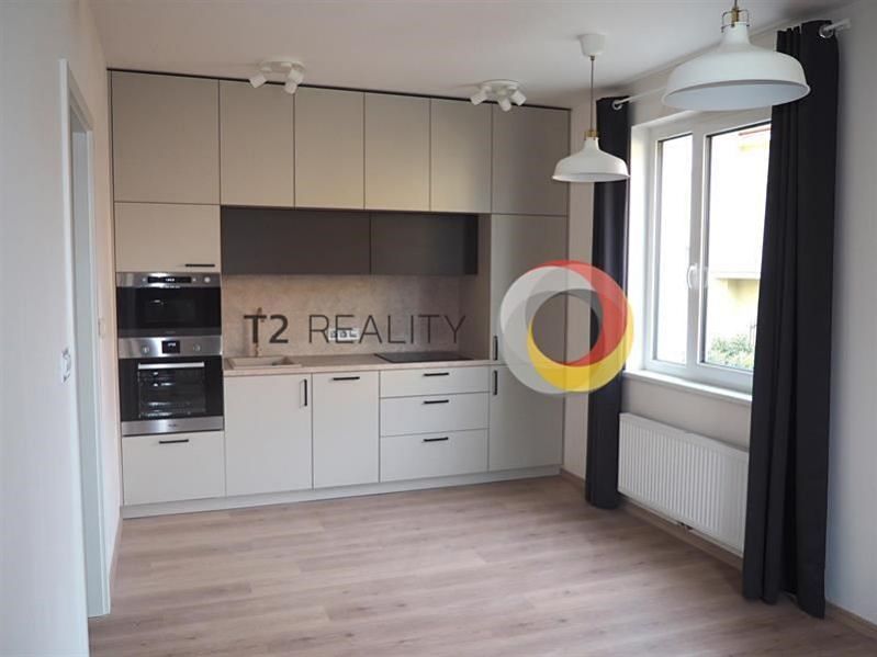 Pronájem bytu 2+kk 45 m²