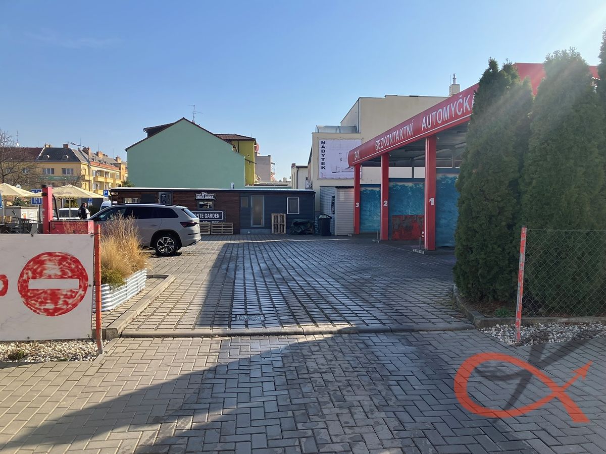 Prodej obchodního prostoru 2433 m² – fotografie 2