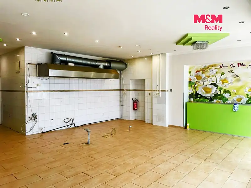 Pronájem obchodního prostoru 140 m², Nový Bor – náhled fotky 2