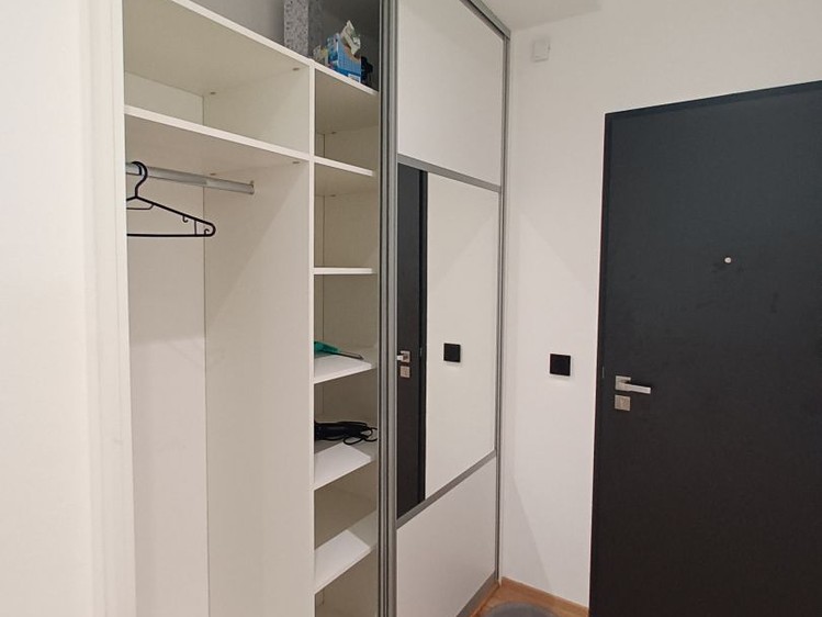 Pronájem komerčního prostoru, 58 m² (12 z 19)