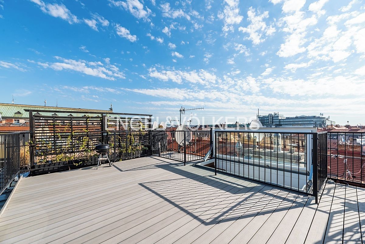 Pronájem bytu 3+kk 102 m²