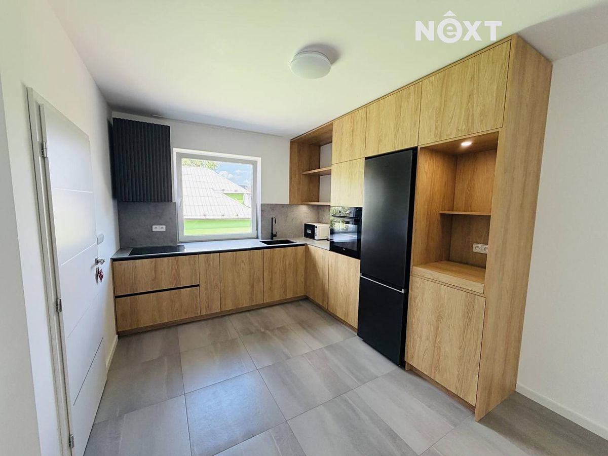 Pronájem bytu 3+kk 90 m²