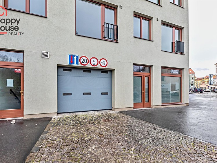 Pronájem bytu 2+kk, 50 m² (18 z 23)