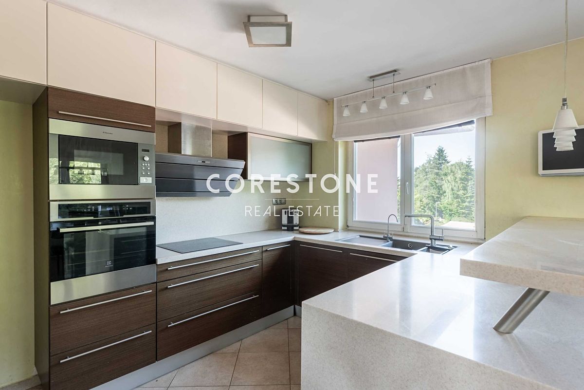 Prodej rodinného domu 658 m², pozemek 4025 m² – fotografie 5