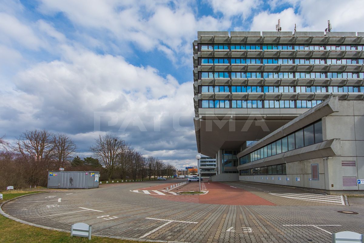 Pronájem kanceláře 289 m² – fotografie 5