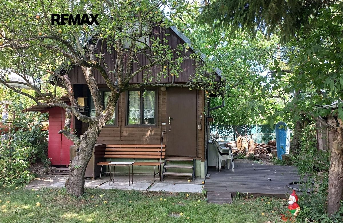 Prodej chaty 25 m², pozemek 15 m²