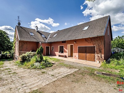Prodej  chalupy 335 m², pozemek 1 844 m²