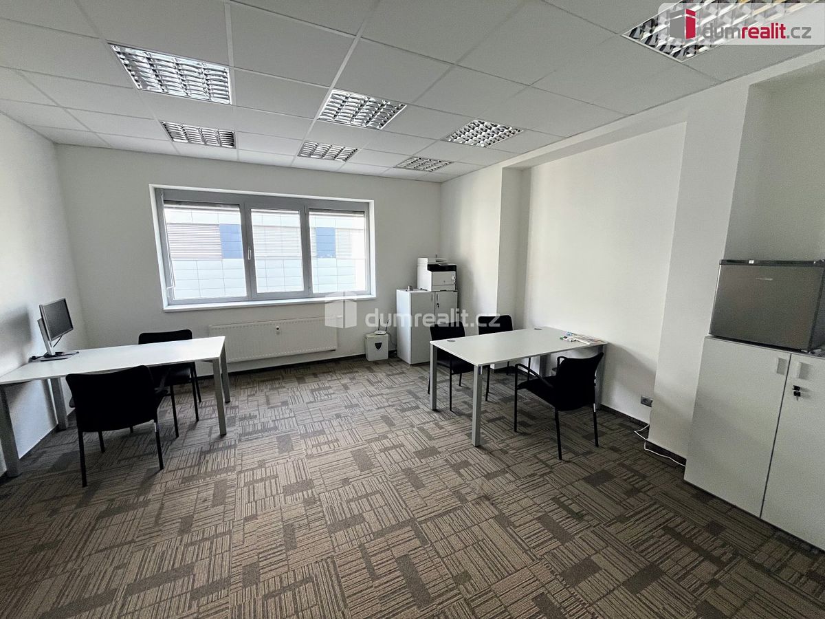 Pronájem kanceláře 23 m², Uherské Hradiště – fotka 1 z 3