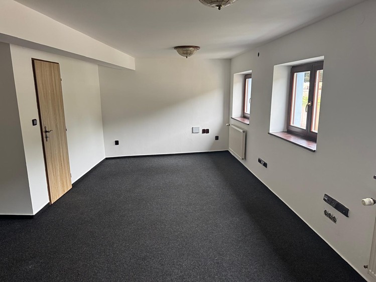 Pronájem komerčního prostoru, 500 m² (18 z 27)