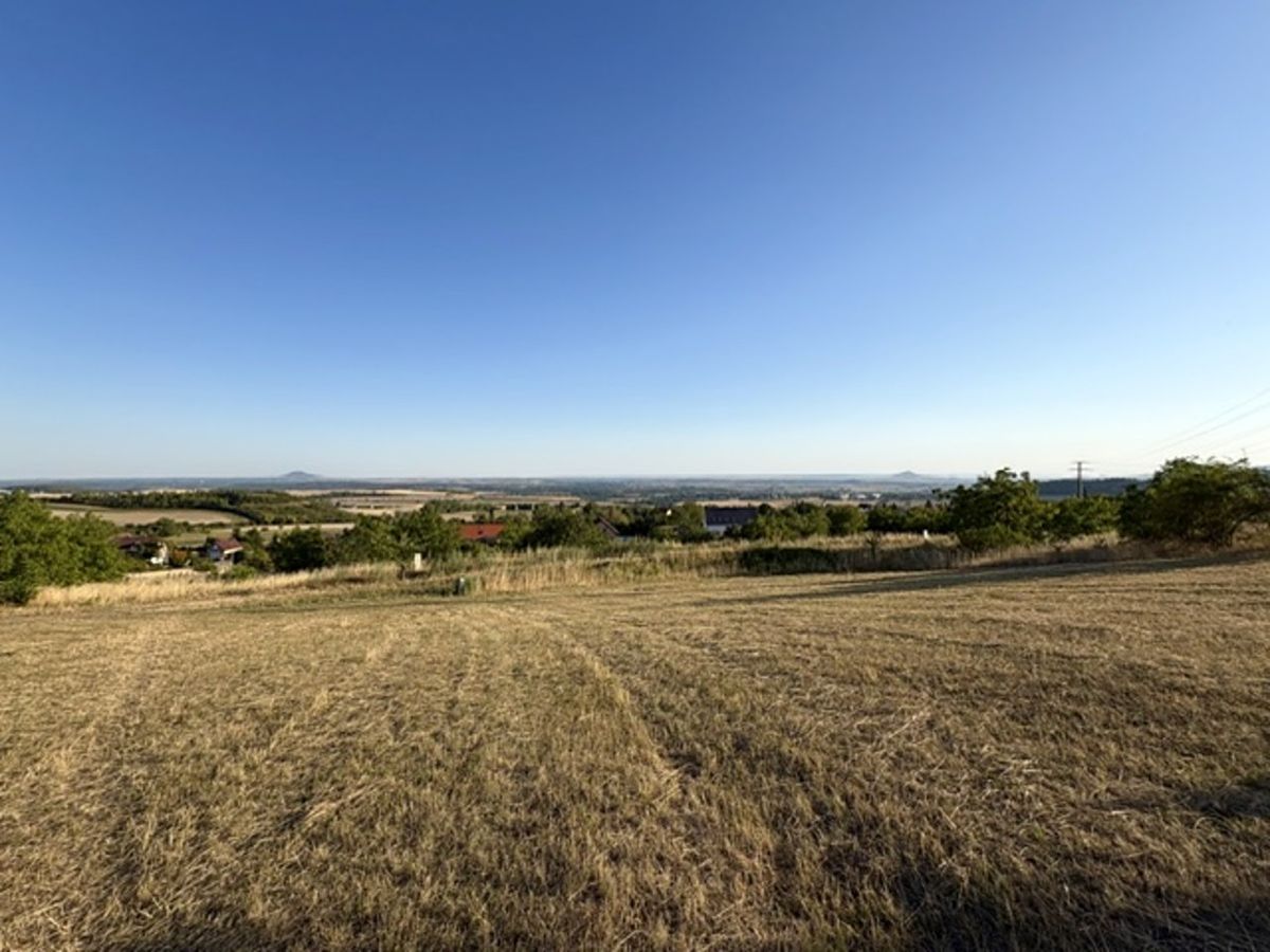 Prodej stavebního pozemku 2031 m²