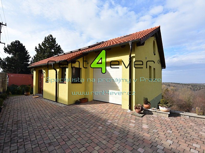 Pronájem rodinného domu 300 m², pozemek 640 m²