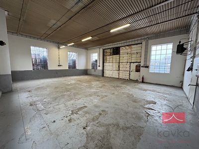 Pronájem výrobní haly, prostoru 148 m²