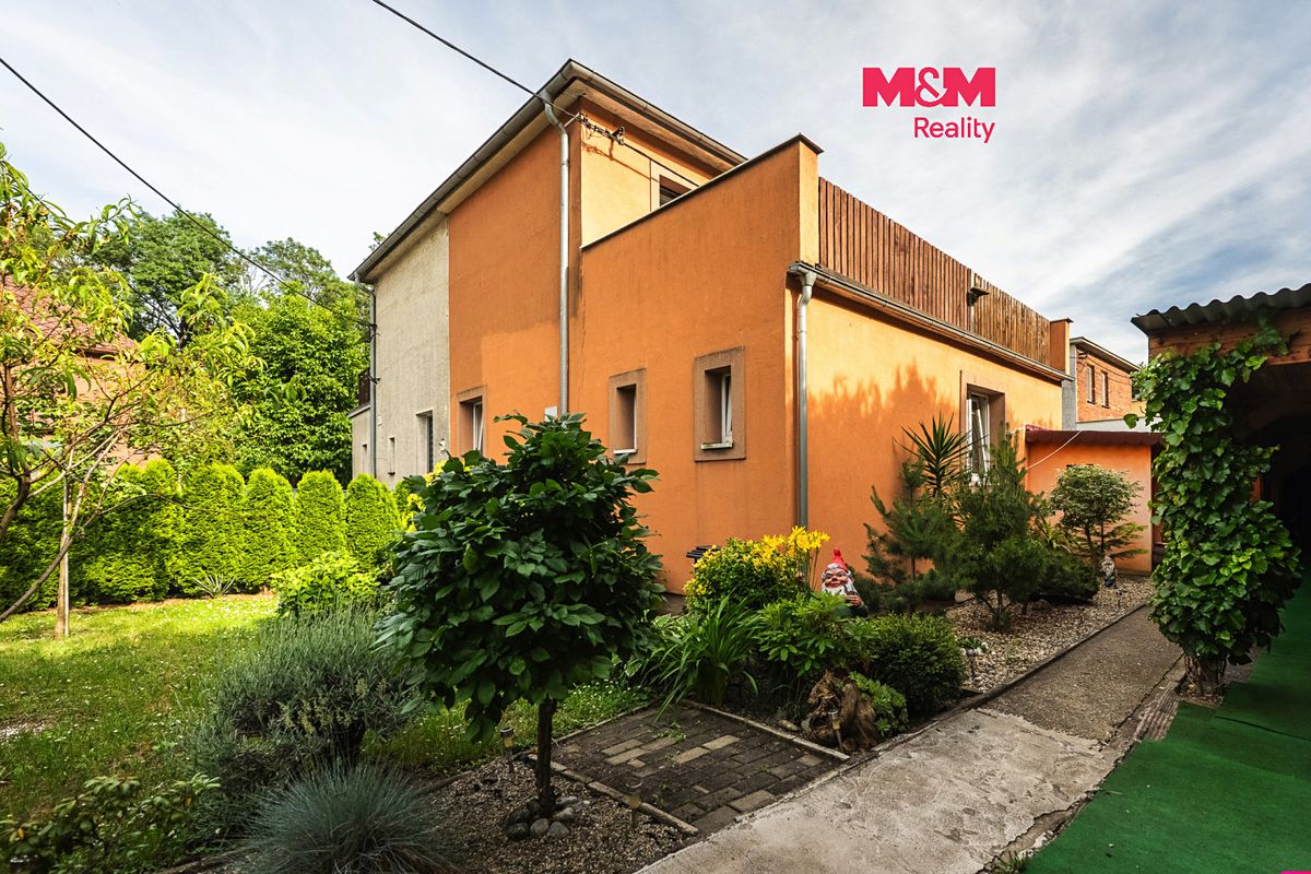 Prodej rodinného domu 90 m², pozemek 356 m²