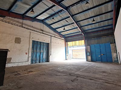 Pronájem skladového prostoru 250 m²
