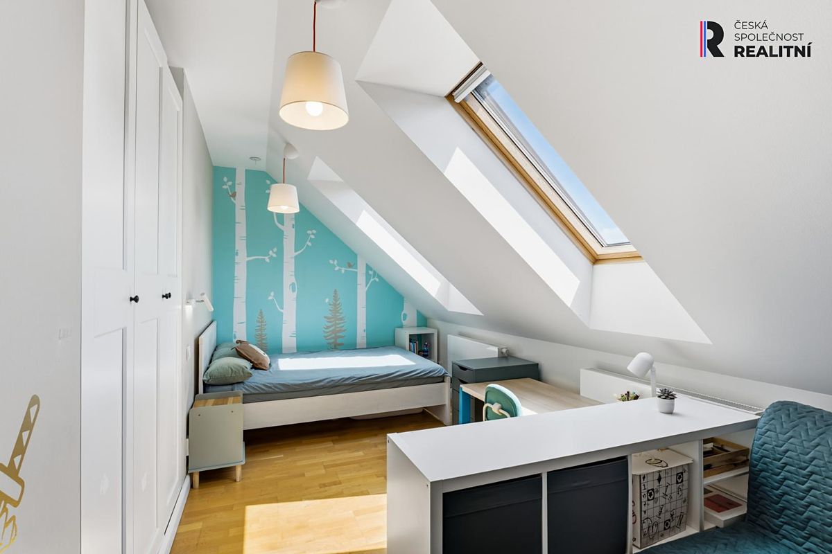Prodej vily 173 m², pozemek 131 m² – fotografie 4