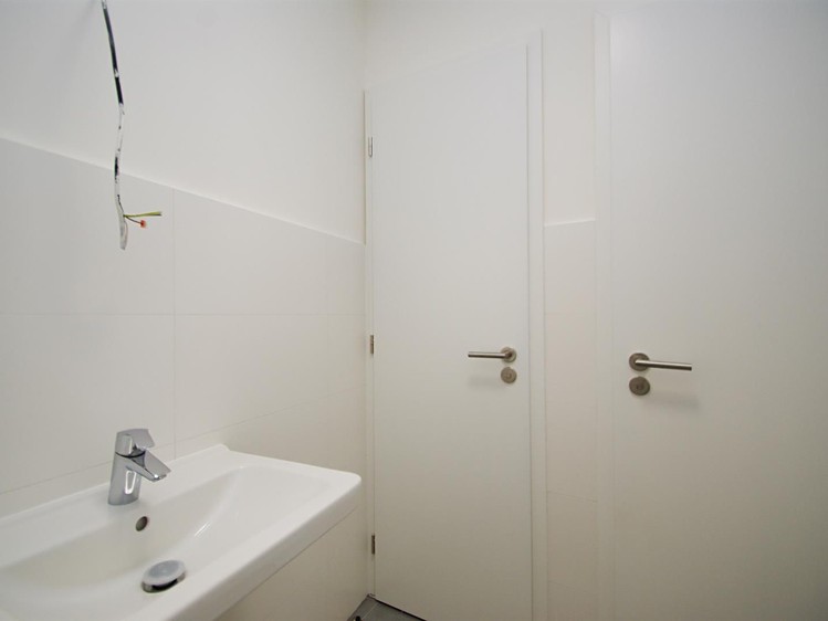 Комерційне приміщення в оренду, 154 м² (13 з 17)