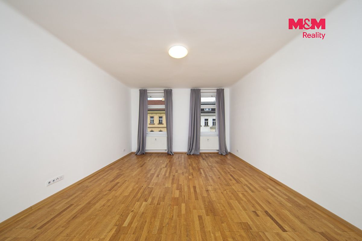 Pronájem bytu 3+1 119 m² – fotografie 2