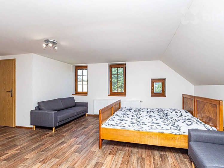 Будинок на продаж, 210 м² (15 з 46)
