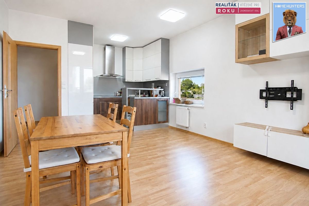 Pronájem bytu 3+kk 75 m²